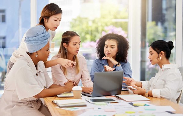 Quelles sont les meilleures pratiques pour le marketing d'affiliation dans le secteur des services financiers ?